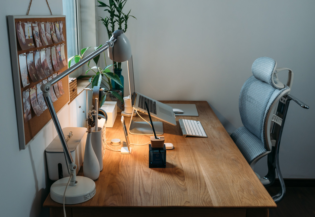 Designing the Perfect Home Office for Productive Focus